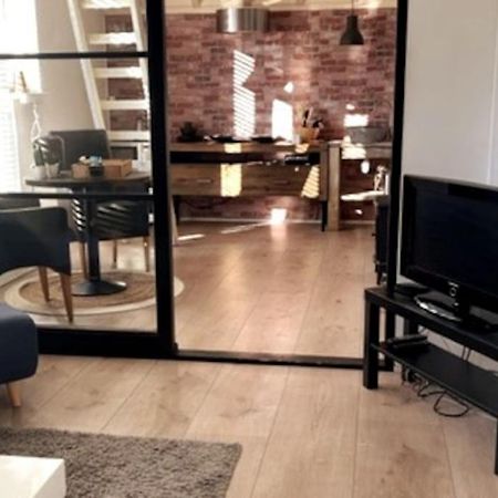 Gezellige Knusse Studio Met Bubbelbad Huizen Extérieur photo